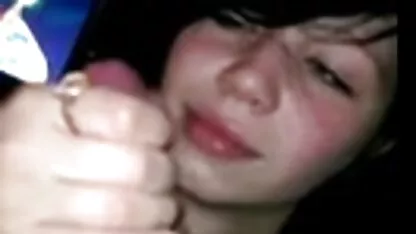 Cận cô gái phim sec cha va con