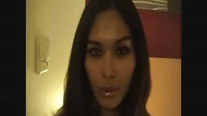 Trẻ người phimsec u60 phụ nữ trên một dương vật