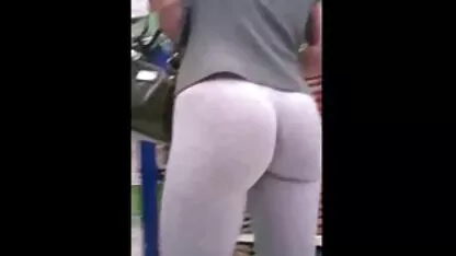 Các cô gái đã không muốn những máy ảnh, nhưng người đàn ông đã nói phim sec vietsup chuyện với cô ấy