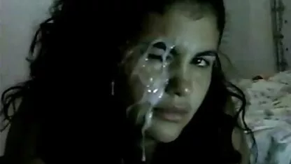 Tôi bôi phim sec java các cô gái với kem chống nắng