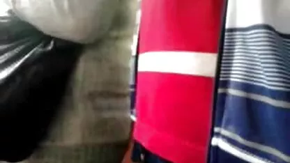 Mời bạn phim sec pro bè của bạn đến thăm