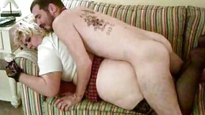 Sonia đánh xem phim sec vang anh lớn