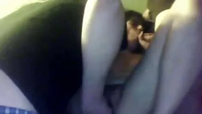 Một người đẹp tóc đỏ gái vượt qua các kỳ thi phim sec mi com với âm đạo