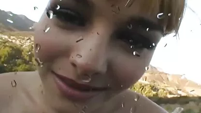 Da nâu đỏ, bạn gái trong tình em phim sec