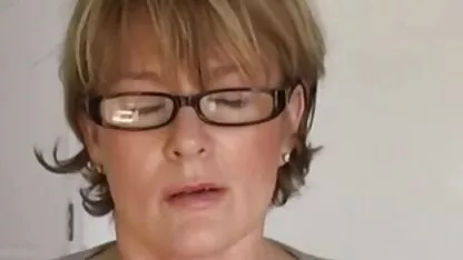 Ồn ào người phụ nữ có nơi phim sec manh phim ẩn náu