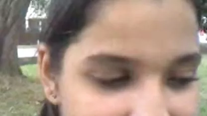 Nga, người từ từ tay phim sec chau uc trong âm đạo