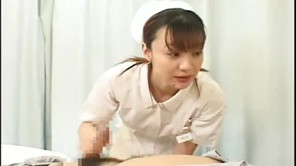 Chơi Xấu, Ông, thiếu nữ đang xem phim sec mp4 nằm trên giường của mình