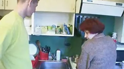 Tối xem phim sec sinh vien da tự đánh lưỡi và tiết lộ lỗ của mình cho thủ dâm