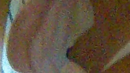 Linh hoạt gái điếm cho thấy quần lót của cô phim sec co giao thao han quoc trong tư thế khác nhau