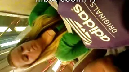 Phụ nữ đóng một người lớn tiền thưởng khu phim sec