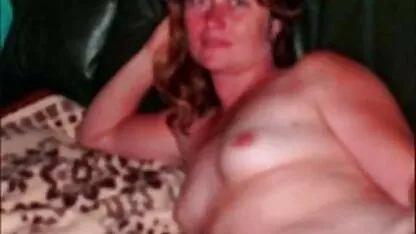 Các người đàn ông về một cô gái tóc vàng đang ngủ trên một máy quay video và chạm vào phim heo phim sec cô ấy đít