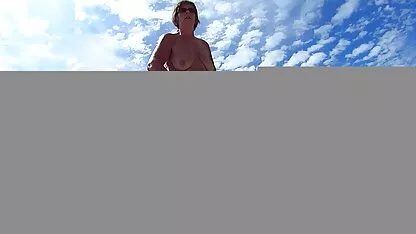 Nửa nam nữ lớn giữa hư đốn chân trần truồng phim sec mo trong 3D