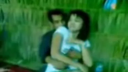 Anh phim sec vet chàng này có một vững chắc hậu Môn từ một người vợ trẻ